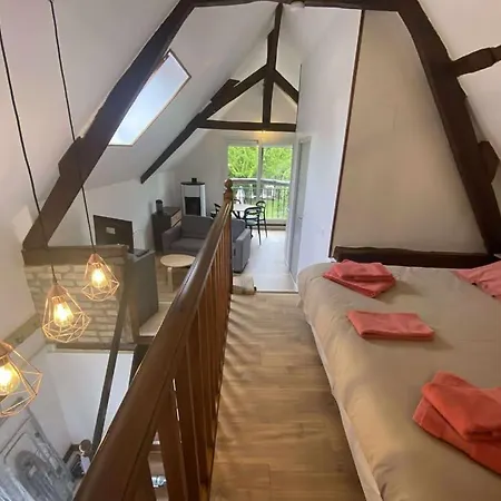 Holiday home Rue Piscine Chauffee