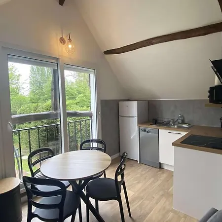 Holiday home Rue Piscine Chauffee *